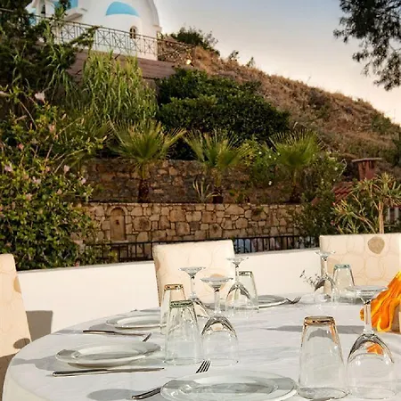 Sunday Life Agia Pelagia (Creta)